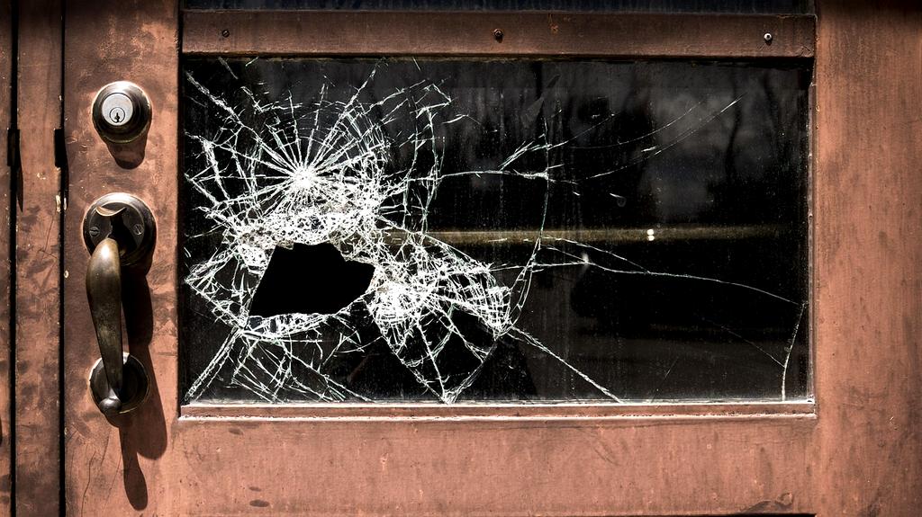 Automated security response system with defensive countermeasures activating